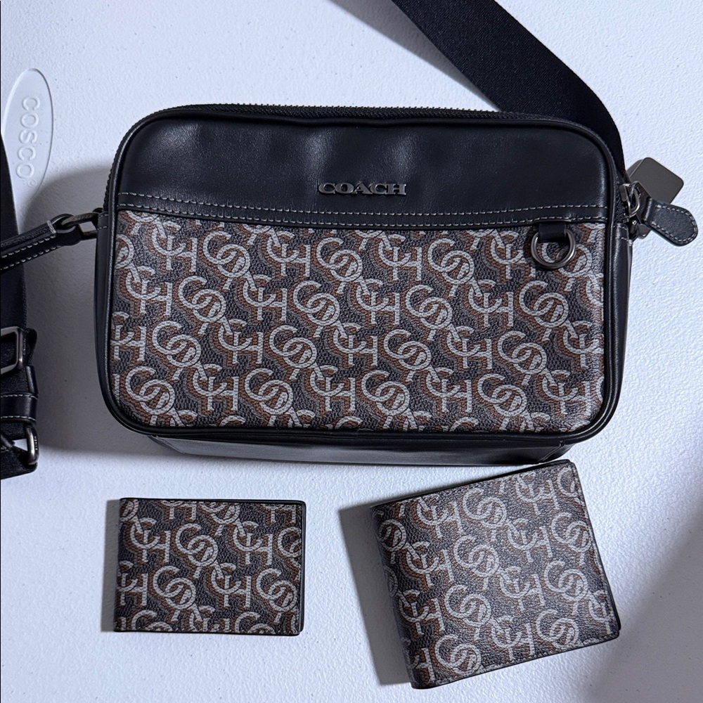 Coach Signature Black and Brown Messenger Bag